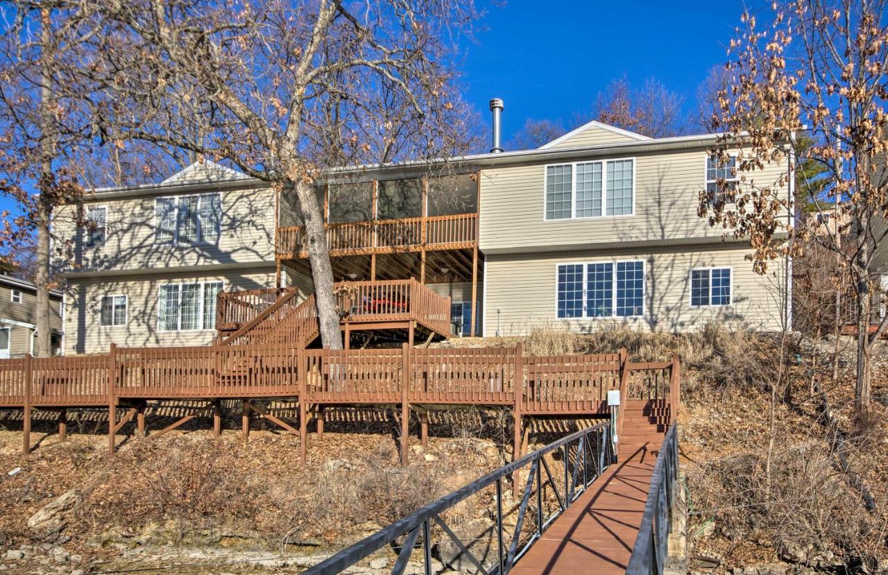 אגם אוזרק Waterfront Townhome With Private Dock And Lake Views מראה חיצוני תמונה
